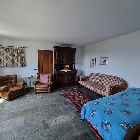 Hébergement de vacances Lovely With Pool And Views! - Casa Betulle San Bernardino Verbano